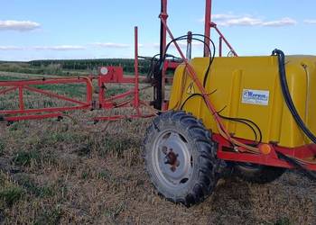 Opryskiwacz ciągany Woprol 1200 l 15m