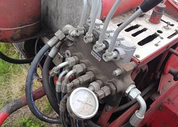 Rozdzielacz hydrauliczny 4 sekcyjny