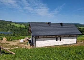 Chrewt (Bieszczady) - działka nad Soliną z nowym budynkiem