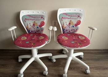 Sprzedam 2 krzesełka biurowe dziecięce w bardzo dobrym stanie