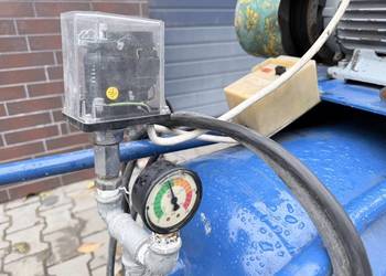 Kompresor sprężarka dwutłokowa V 10bar | Zbiornik 240L | Silnik 4 kW 3