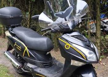 Mocny skuter.70 cm3.Silnik dwusuwowy.Duży.Zarejestrowany,    opłacony