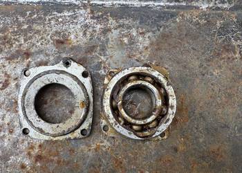 K750 M72 ORYGINALNA PRZEDNIA PODPORA WAŁU Nowa