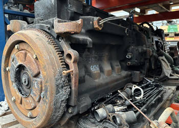 John Deere 6068 Silnik R504850 RE520384 R505639 CZĘŚCI John Deere 6068 Silnik R504850 RE520384 R505639 CZĘŚCI