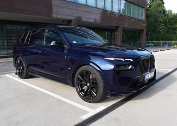 BMW X7 60i