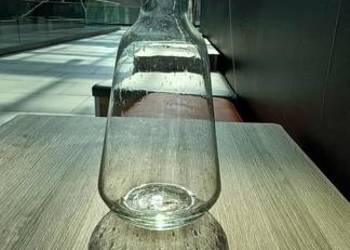 Szklany wazon/butelka wysokość 25 cm Szklany wazon/butelka wysokość 25 cm