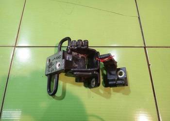 A3 8P LIFT 09r CABRIO zawiasy drzwi lewe przod