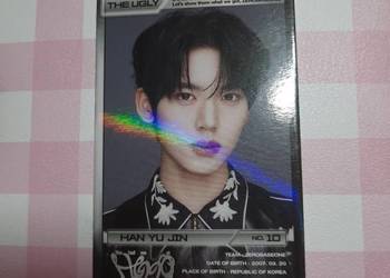 Yujin photocard (you had me at hello->Zerobaseone)