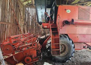 sprzedam kombajn zbożowy Z056 na bieżąco serwisowany Radgoszcz