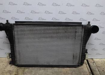 VW GOLF VI 1.6 TDI 10r intercooler 1K0145803AS