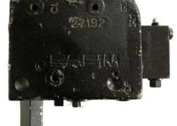 JCB 400/N7923 dwuliniowy zawór hydrauliczny do ładowarek JCB 531-70