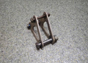 UCHWYT MOCOWANIE SILNIKA YAMAHA YZ 250 88-93R