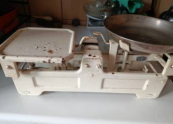 Mniejsza waga szalkowa działa ,dekoracja ,waga