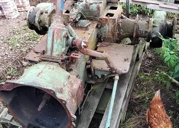 Kompletny tył Zetor 3011 – most, skrzynia biegów, zwolnice, podnośnik