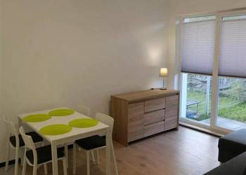 2 pokoje z ogródkiem i miejscem parkingowym 2 pokoje z ogródkiem i miejscem parkingowym