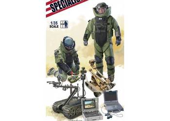 Explosive Ordnance Disposal Specialists & Robots - Meng