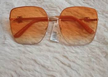 RIVER ISLAND/ Duże okulary przeciwsłoneczne z Londynu w etui, muchy/ NOWE
