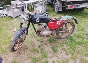 Sprzedam WSK 125 tylny błotnik WSK Kos