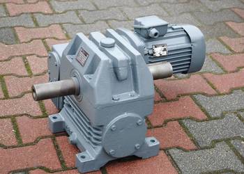 Motoreduktor kątowy 1.1kw. 3,4obr./min.. VEM