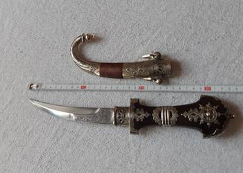 Orientalny sztylet z pochwą, Nie replika orginalne rękojeść