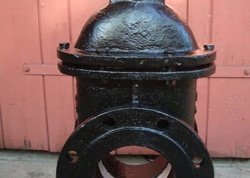 Zasuwa   fi 150  klinowa