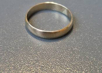 Syndyk sprzeda Obrączkę złotą 2,59g, próba 333