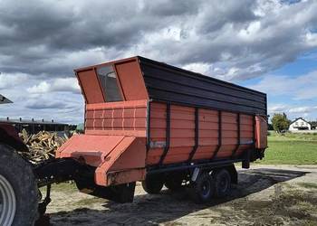 Przyczepa objętościowo /wózek do kiszonki