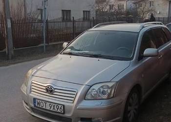 TOYOTA AVENSIS  2.0 16 V  SOL, benz., 2003