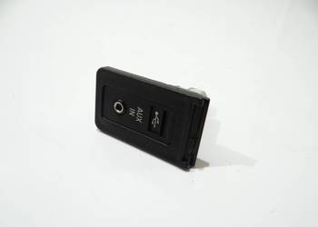 GNIAZDO ZŁĄCZE AUX USB BMW E60 LCI 9138402