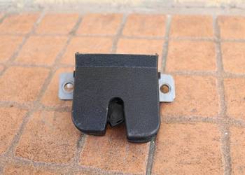 ZAMEK KLAPY BAGAŻNIKA TYŁ VW NEW BEETLE 1C0827505E