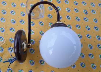Lampa kinkiet ścienny