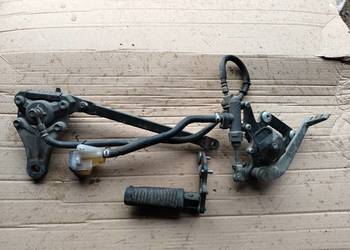 Suzuki GS 500 pompka hamulca podnóżki zacisk