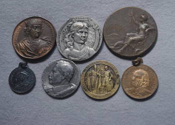 Zestaw medali różnych - 7 szt.