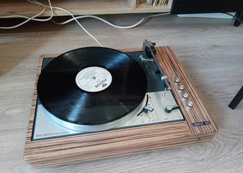 Gramofon Lenco B55