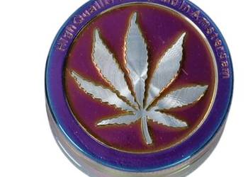 Młynek do Tytoniu Ziół Suszu CBD Grinder Tęczowy z Liściem Marihuany