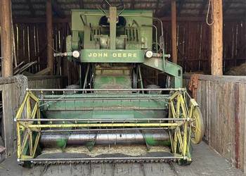 John Deere 330