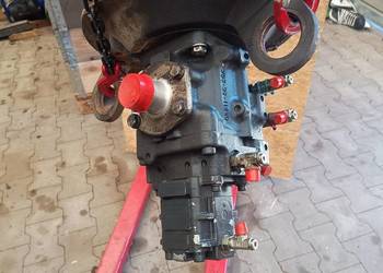 Skrzynia hydrauliczna Komatsu Pc35 P8H11727