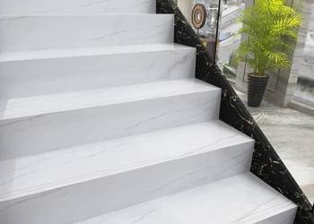 Płytki schodowe 120x30 MARMUR POLER glamour ŻYŁKA