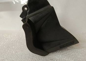 Yamaha R1 RN 12 osłona zębatki przód