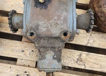 Przekładnia  do rozrzutnika , przyczepy , Przekładnia