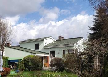 Dom z garażem i ogródkiem 145 m2