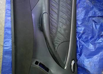 Tapicerka do drzwi lewych Mercedes W209
