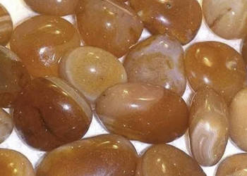 Karneol (szlifowane bryłki, 100g) - idealne do drobnej biżuterii!