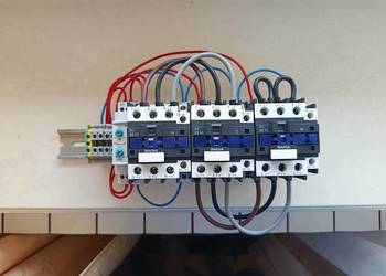 Układ rozruchowy gwiazda trójkąt do silników o mocy 11KW