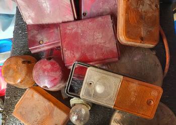 Lampy do ciągnika szkiełka  całość 25zlotych