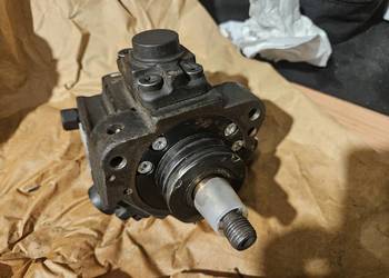 Pompa wysokiego ciśnienia do regeneracji.