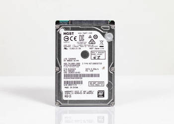 Dysk HGST 1 tera 2,5"