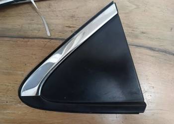 Toyota Corolla E21 sedan listwa błotnika prawa 6250502050 VIIIwysyłka