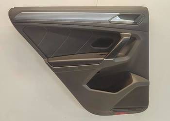 VW TIGUAN II BOCZEK DRZWI LEWY TYŁ 5NA867211N