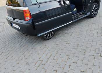 Peugeot 1007